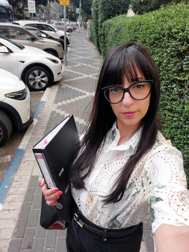 עו"ד בטי עניאל